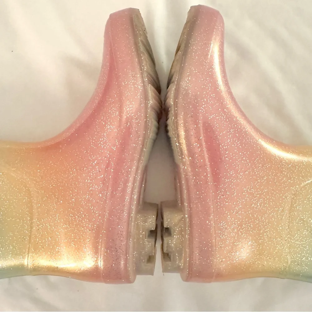 Cat & Jack Kids Cece Rainbow Glitter Rain Boots, size 2